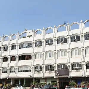 https://oyo-2054-new-hotel-broadway.hotels-varanasi.com
